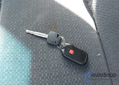 2003 Toyota Matrix Standard z USA, uszkodzony, nr VIN 2T1KR32E33C045761